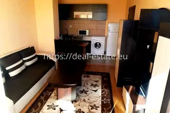 Двустаен апартамент в Благоев, Широк център