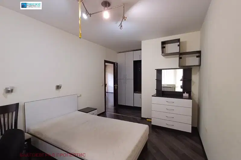 3-bedroom apartment in Благоев, Широк център
