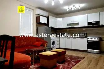 Тристаен апартамент в Благоев, Широк център