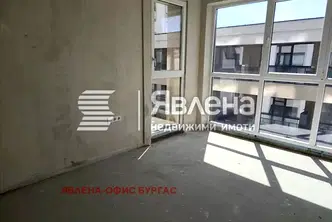 Двустаен апартамент в Братя Миладинови, Бургас с асансьор
