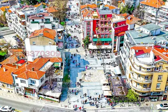 One-room apartment in Center, Burgas with terrace