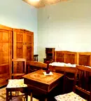 Тристаен апартамент в Център на Бургас с автентичен дух