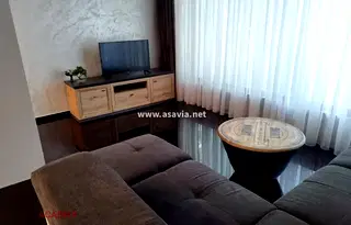 Тристаен апартамент с тераса в Центъра на Бургас