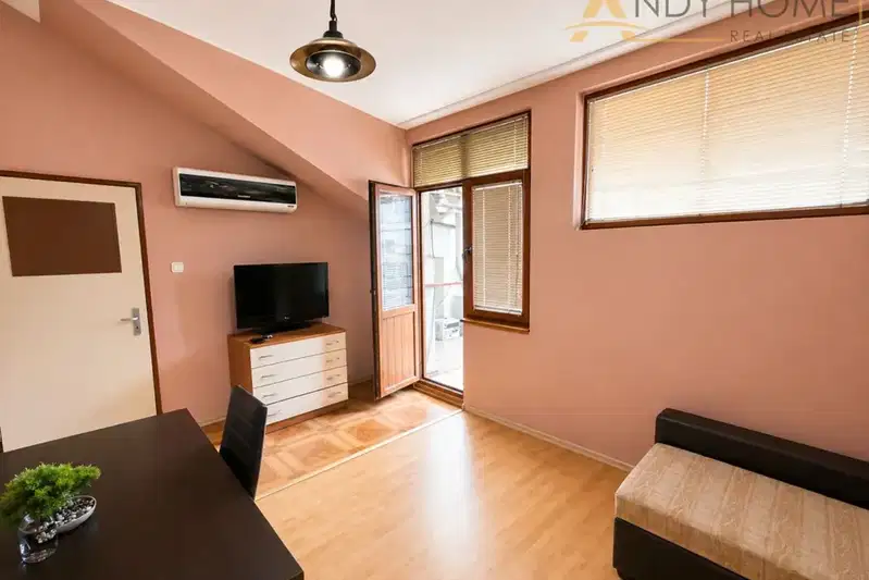 3-bedroom apartment in Burgas, Centyr