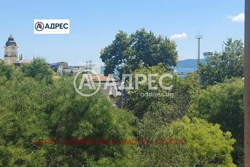 4-room apartment with panoramic view in the Center of Burgas