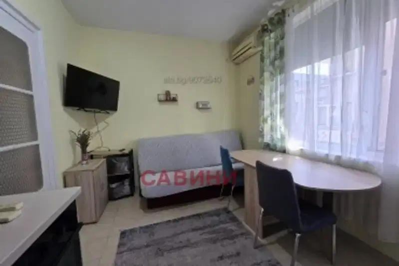 3-bedroom apartment in Burgas, Centyr