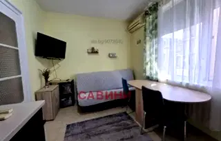Тристаен апартамент с две спални в центъра на Бургас