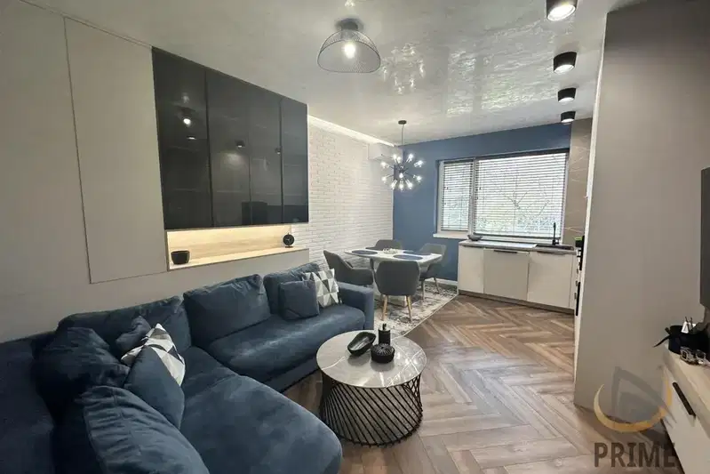 3-bedroom apartment in Burgas, Centyr