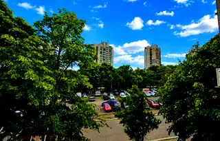 Двустаен апартамент в Изгрев, Бургас с тераса