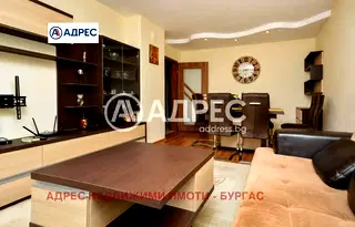 Тристаен апартамент с две тераси в Изгрев, Бургас