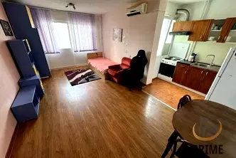 Тристаен апартамент на 11-ти етаж в Изгрев, Бургас