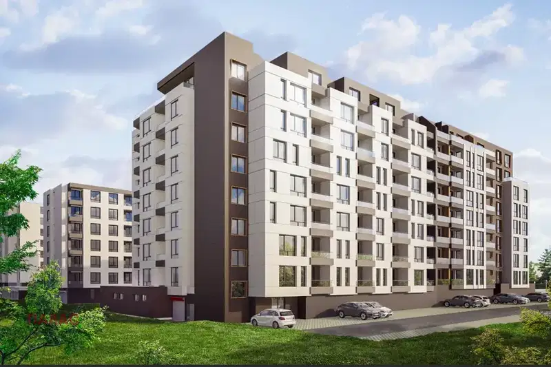 Тристаен апартамент в Мадика, Бургас с две тераси