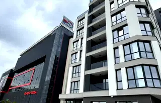 Тристаен апартамент с югозападно изложение в Мадика, Бургас