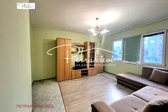 Двустаен апартамент с две спални в Меден рудник, Бургас