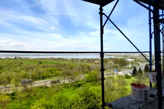 Тристаен апартамент с две тераси в Меден рудник, Бургас