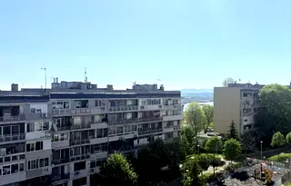 Тристаен апартамент с 4 стаи в Меден рудник, Бургас