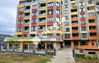 Просторен 3-стаен апартамент с два балкона в Меден рудник, Бургас