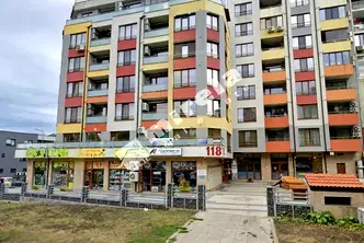 Просторен 3-стаен апартамент с два балкона в Меден рудник, Бургас
