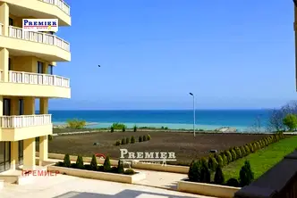 Студио апартамент в Сарафово, Бургас с първа линия море