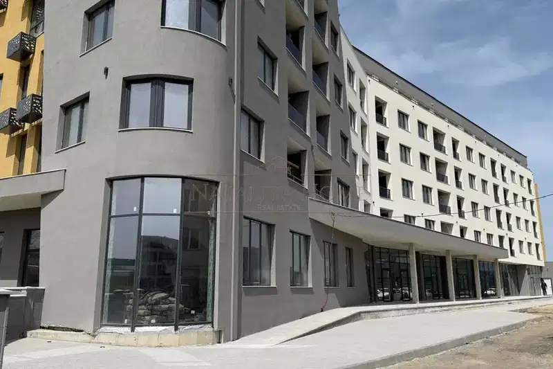 Двустаен апартамент с тераса в Сарафово, Бургас