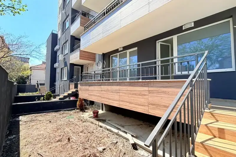 Two-room apartment with yard in Sarafovo, Burgas