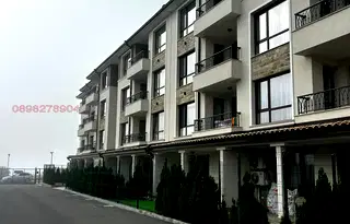 Двустаен апартамент с тераса в Сарафово, Бургас