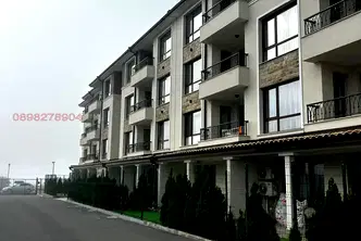 Двустаен апартамент с тераса в Сарафово, Бургас