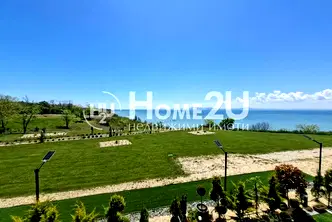Тристаен апартамент с морска панорама в Сарафово, Бургас