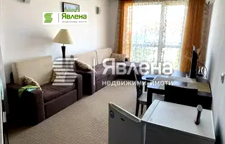 Двустаен апартамент в Сарафово с асансьор и басейн
