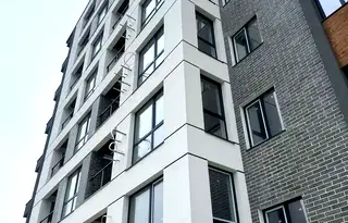 Тристаен апартамент с голяма веранда в Славейков, Бургас