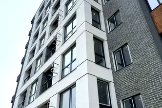 Тристаен апартамент с голяма веранда в Славейков, Бургас