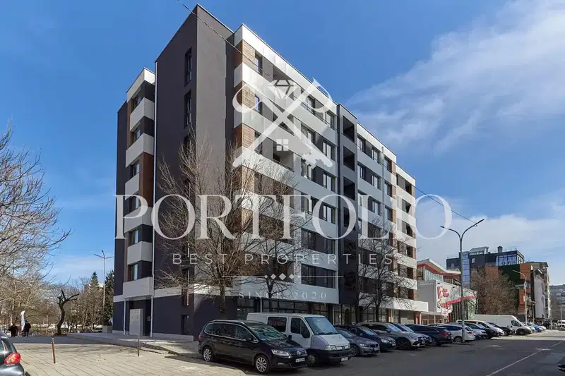3-bedroom apartment in Burgas, Slaveikov