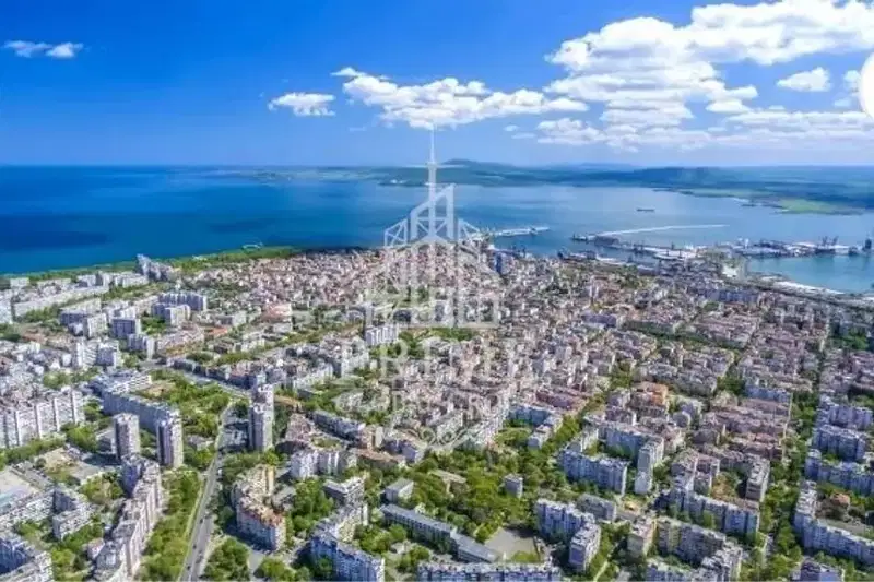 3-bedroom apartment in Burgas, Slaveikov