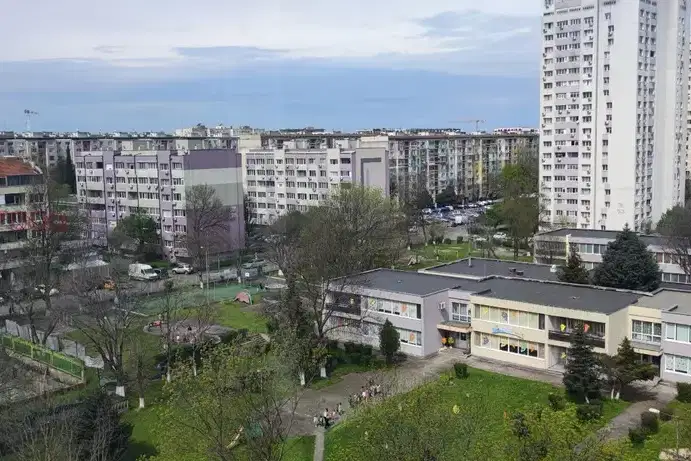 4-bedroom apartment in Burgas, Slaveikov