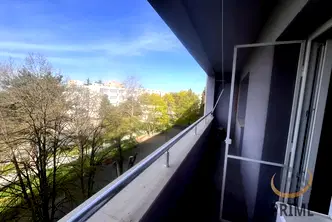 4-стаен апартамент в Славейков, Бургас с две тераси