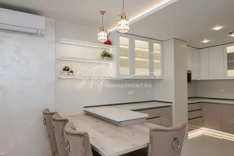 3-bedroom apartment in Burgas, Slaveikov