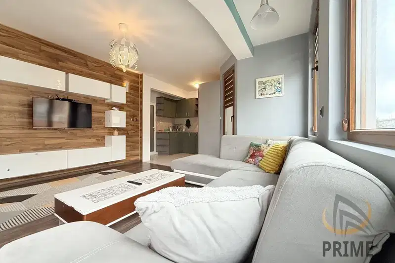 3-bedroom apartment in Burgas, Slaveikov