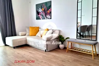 Двустаен апартамент с тераса в кв. Свобода, Бургас