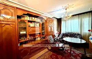 Тристаен апартамент с две тераси в Възраждане, Бургас