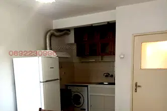 Двустаен апартамент в Бургас, Възраждане с остъклени тераси