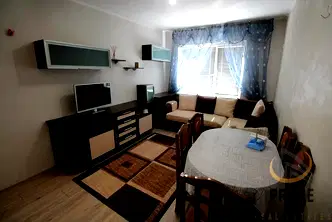 Двустаен апартамент с тераса в кв. Възраждане, Бургас
