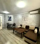 Тристаен апартамент с голяма тераса в ж.к. Възраждане, Бургас