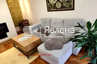 Многостаен апартамент в Бургас, Възраждане