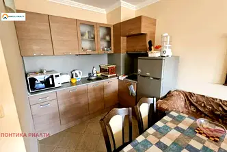 Двустаен апартамент в Бургас, Царево