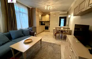 Тристаен апартамент в Бургас, Черноморец