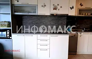 Тристаен апартамент в Бургас, Черноморец