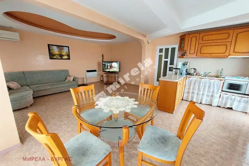 4-bedroom apartment in Oblast Burgas, Chernomorec