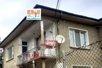 Двустаен апартамент във Велико Търново, Дебелец