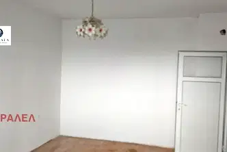 Едностаен апартамент в Добрич, Балик