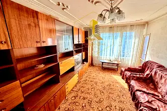 Тристаен апартамент в Добрич, Балик